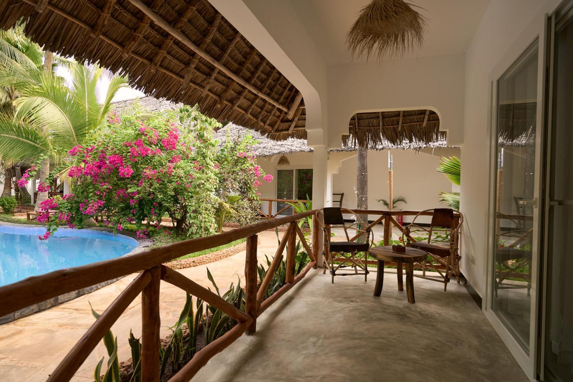 African Bungalows Nungwi Luaran gambar