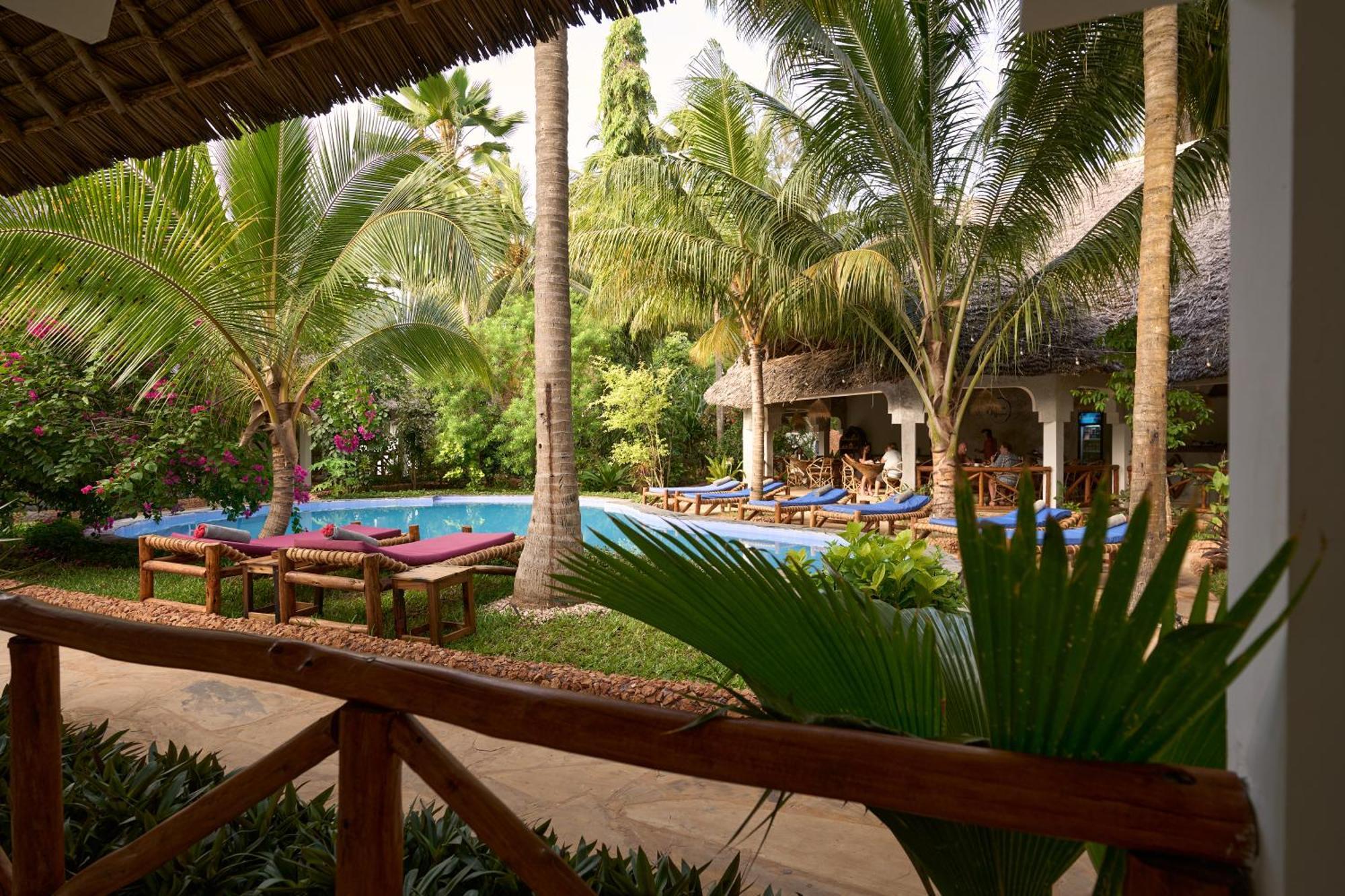 African Bungalows Nungwi Luaran gambar