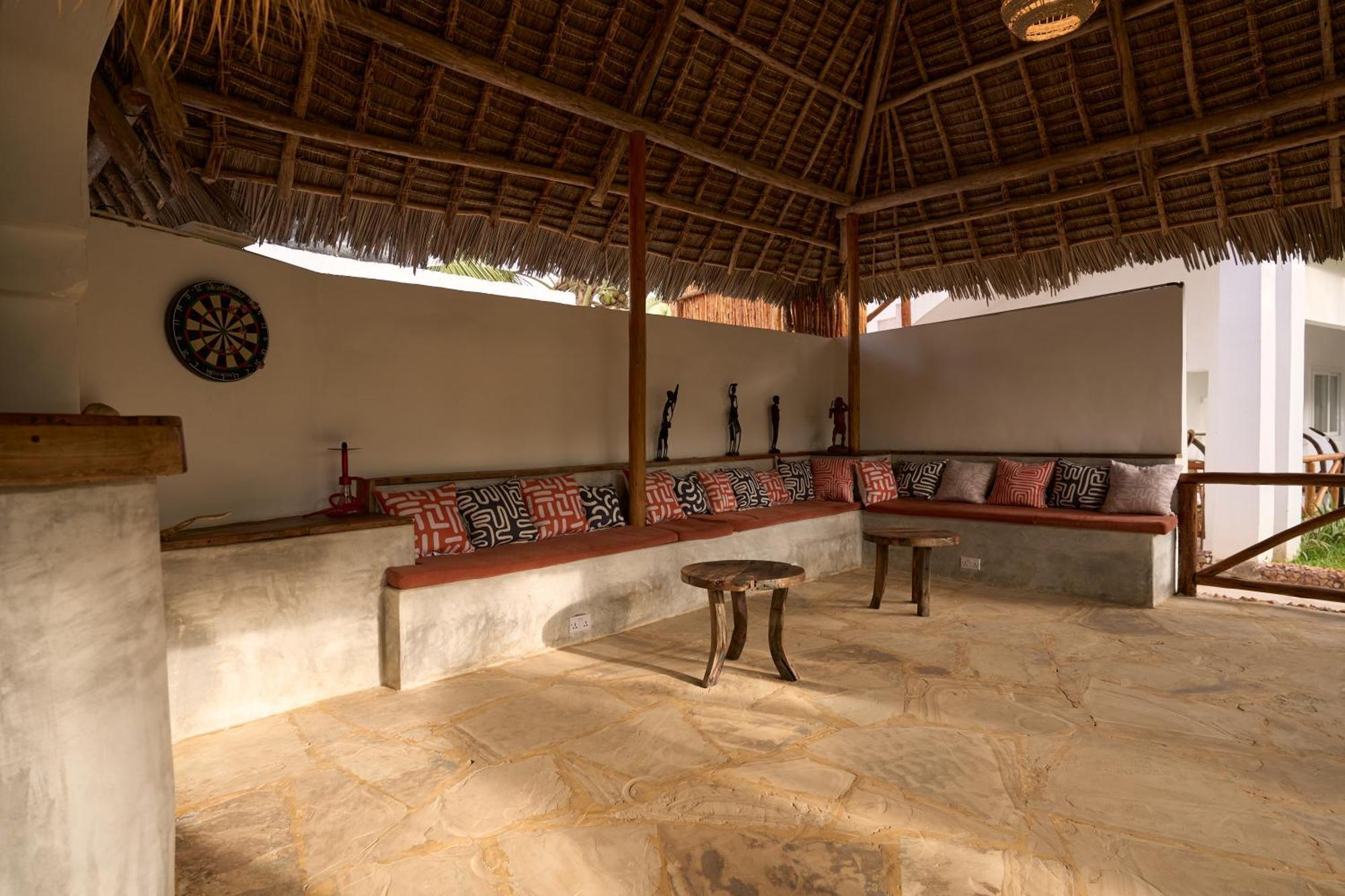 African Bungalows Nungwi Luaran gambar