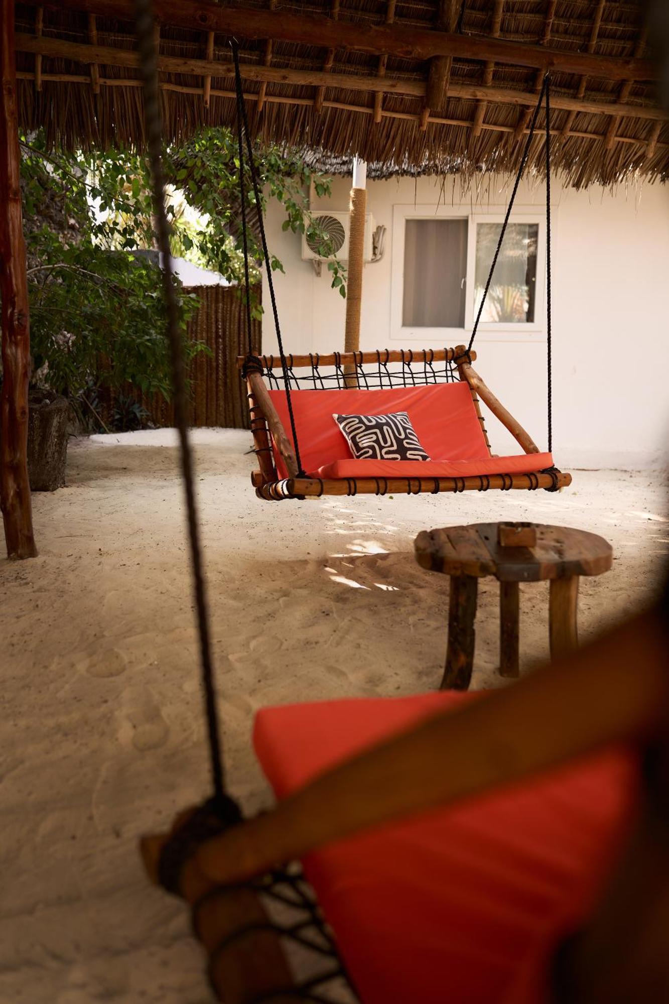 African Bungalows Nungwi Luaran gambar